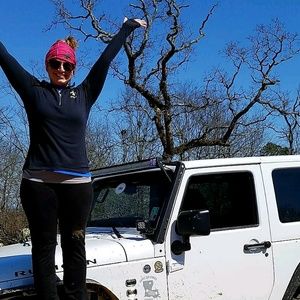 Meet your Posher, April